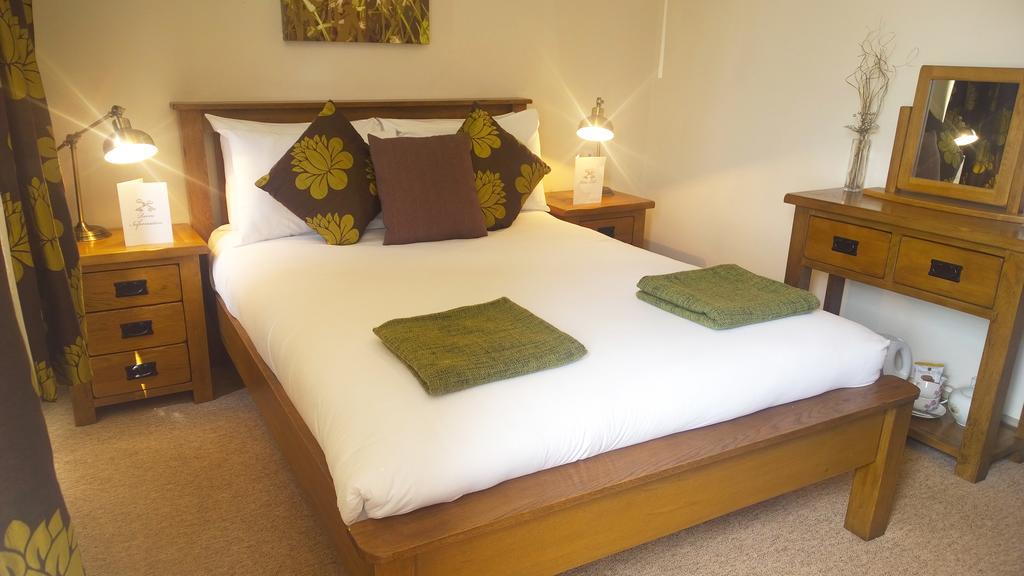 Cross Keys Inn Lydford-on-Fosse Ngoại thất bức ảnh