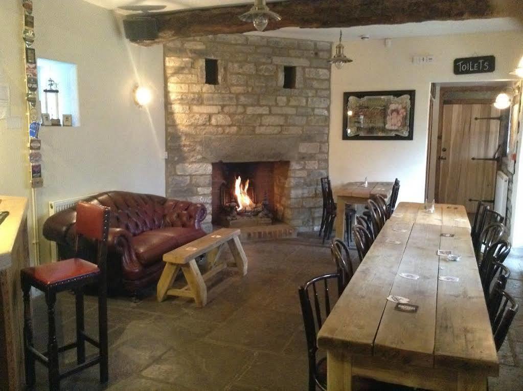 Cross Keys Inn Lydford-on-Fosse Ngoại thất bức ảnh
